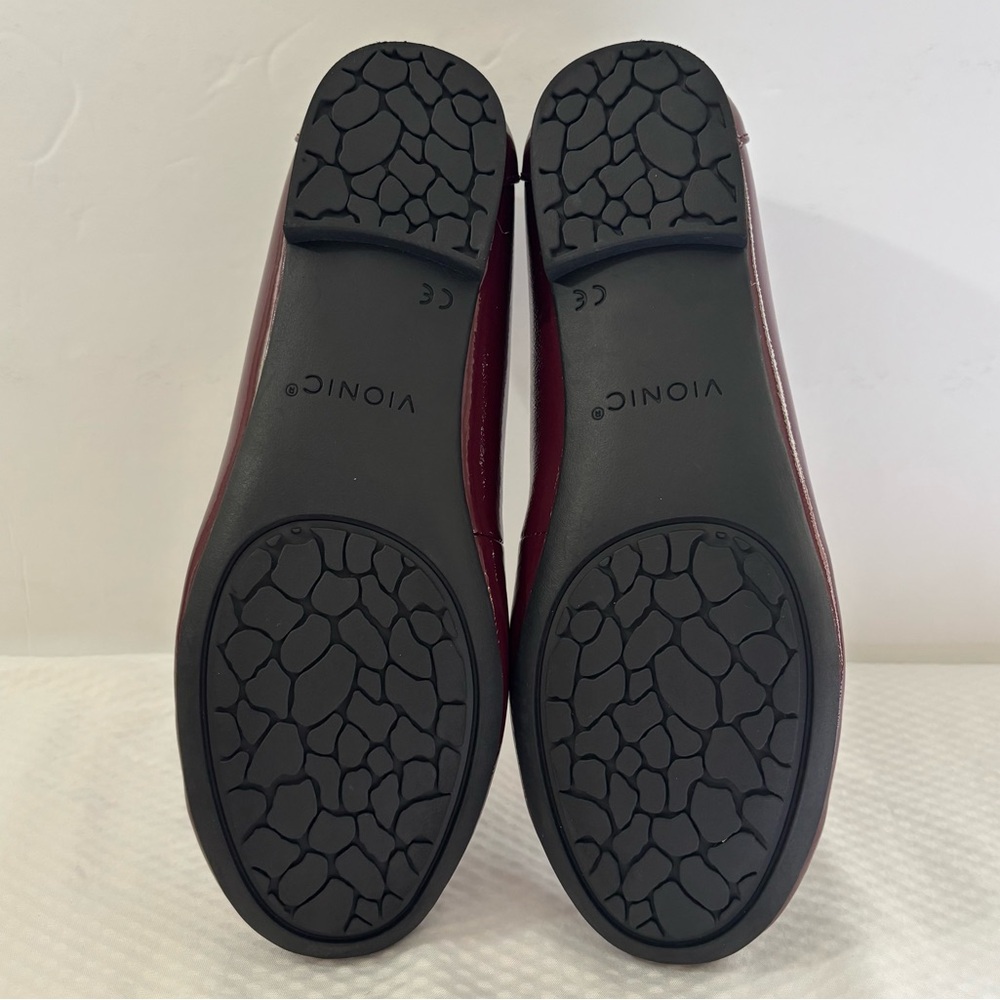 Vionic Anita Women's Flats & Oxfords Crimson Crinkle Patent Size 6.5 - Picture 9 of 13